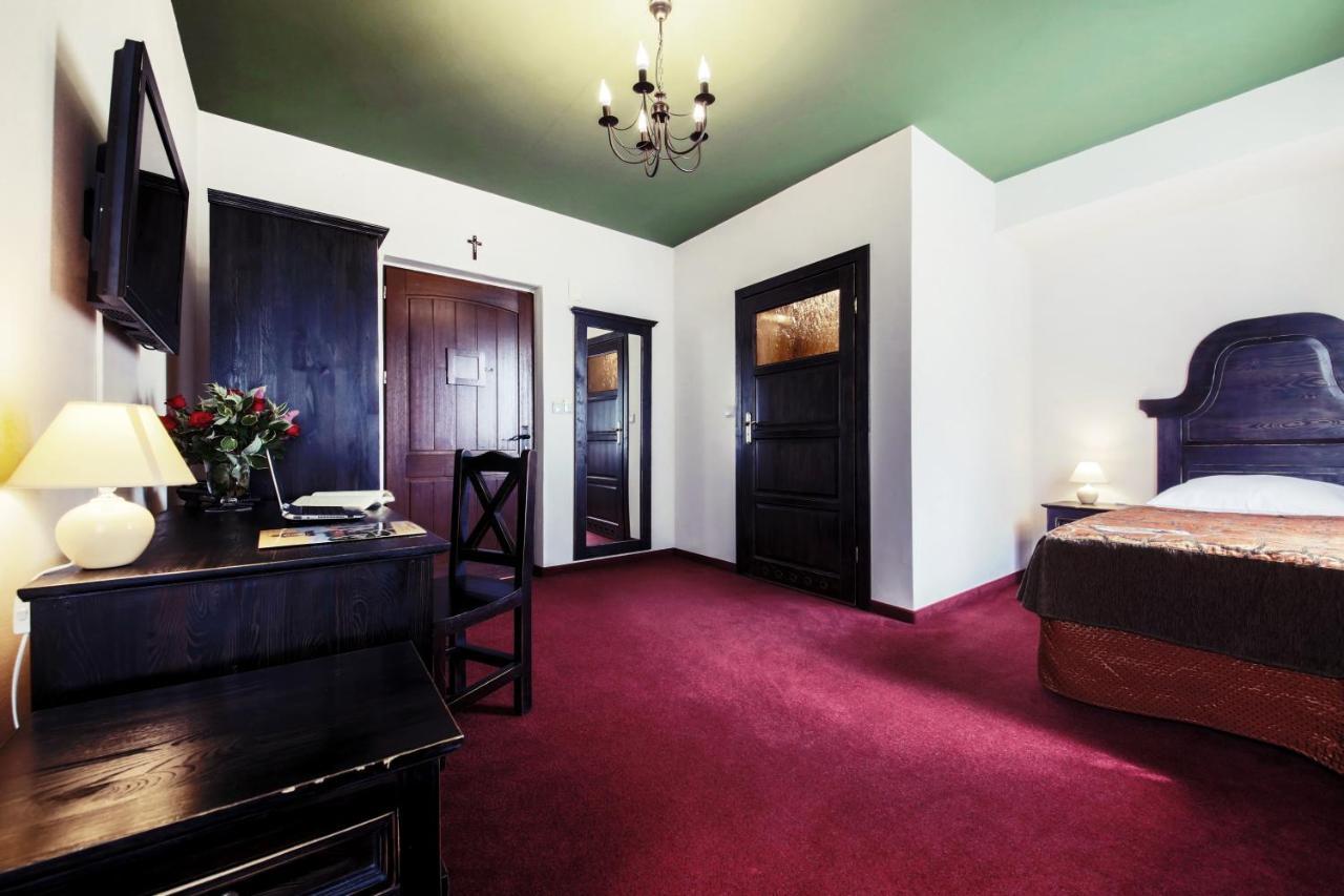 Hotel Kasztel Rzezawa Eksteriør bilde